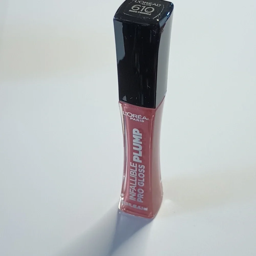 4 x L'Oreal Infallible Pro Plump Lip Gloss Hyaluronic Acid 610 Nude Twinkle